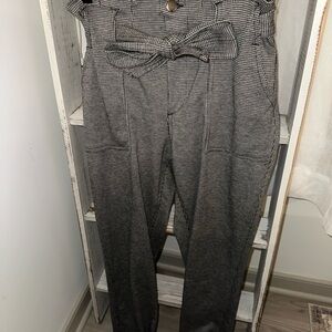 Stylish Gray Checkered Men's Pants